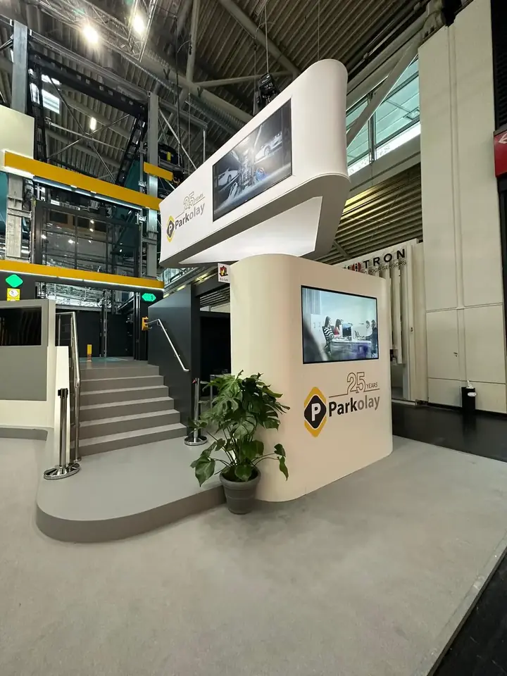 Messestand von Parkolay – BAU 2023, München – Bild 12