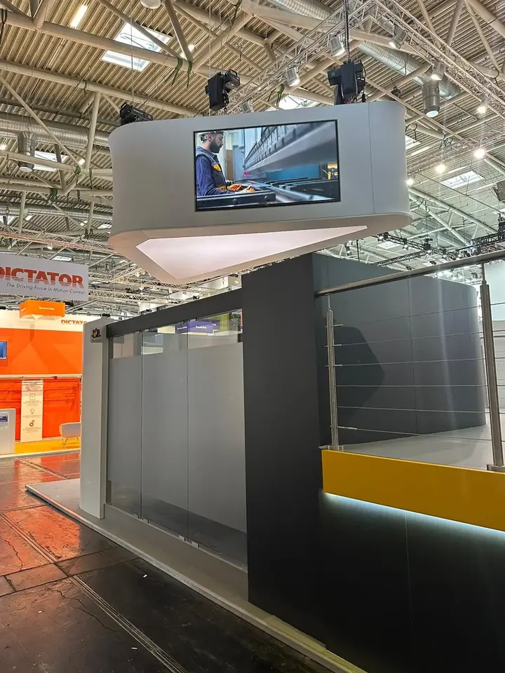 Messestand von Parkolay – BAU 2023, München – Bild 26