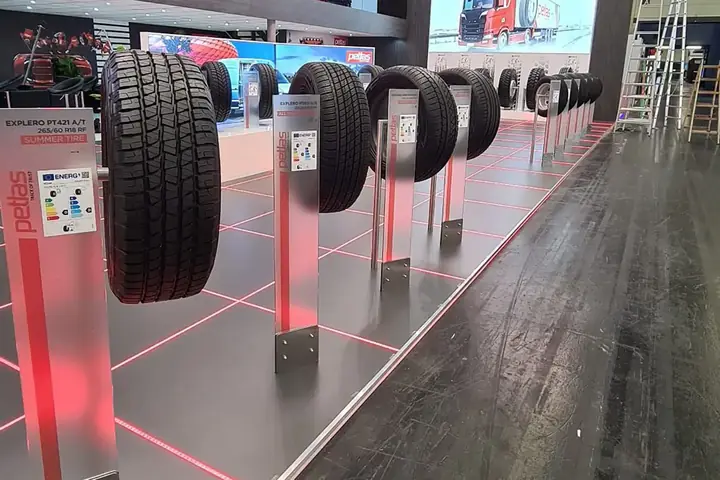 Messestand von Petlas – The Tire 2022, Köln – Bild 15