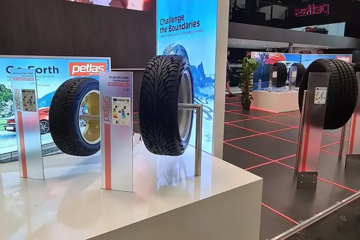 Messestand von Petlas – The Tire 2022, Köln – Bild 16